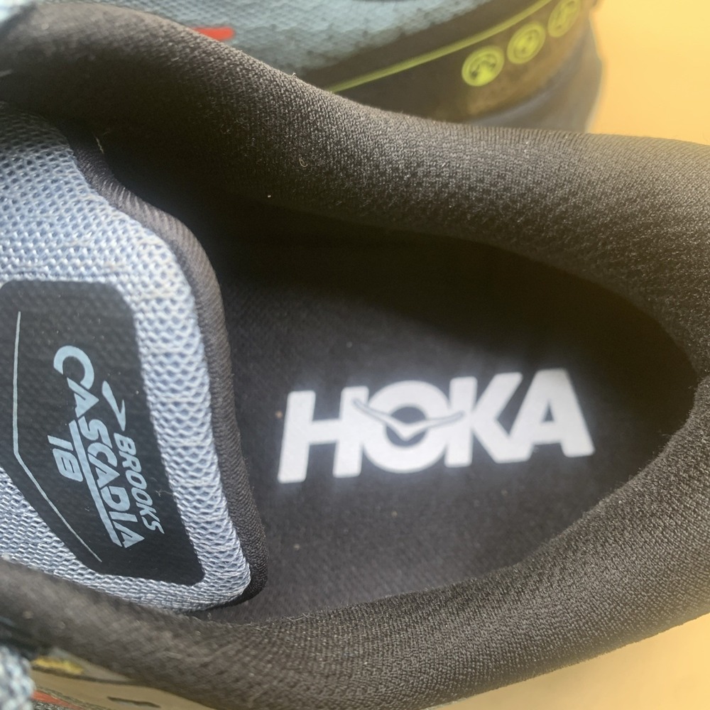 Brooks Cascadia 18 Trail Running Shoes Men's 10.5 EE Hike Climb Run Hoka Inserts - Picture 9 of 12